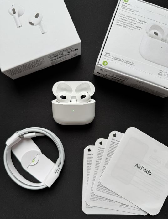 Słuchawki AirPods 3