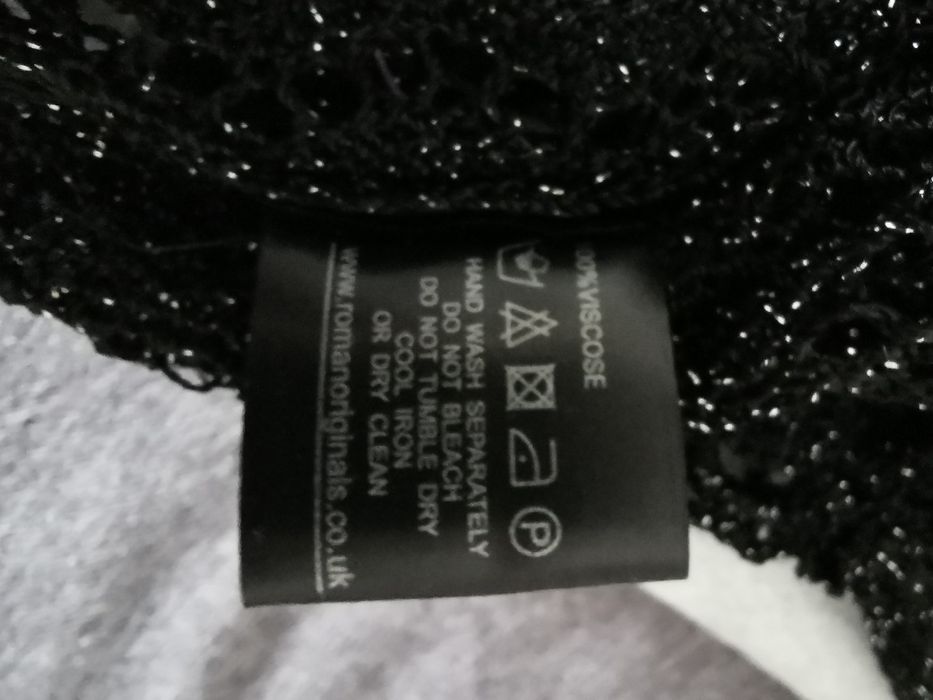 Nowa, ażurowa czarna kamizelka