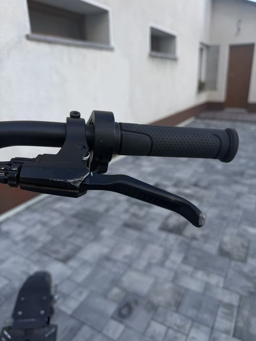 Продам kukirin g4 2024 року