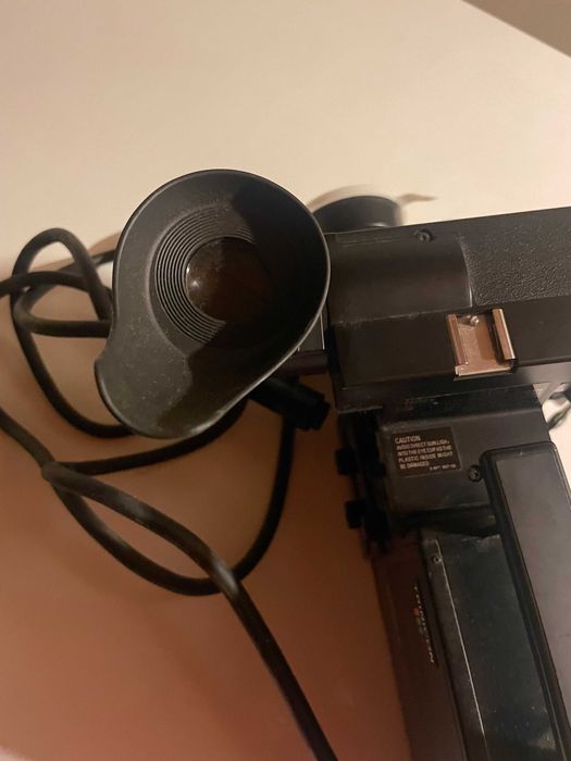 Vendo Camera Sony Trinitron HVC 3000P