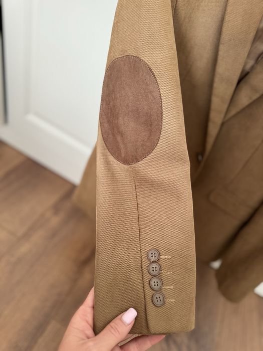 Приталений піджак