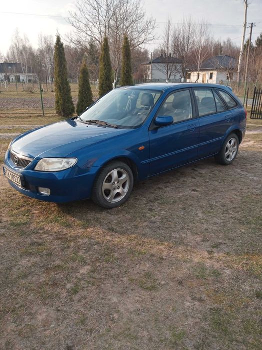 Mazda 323f bj 2001r 1,6 benzyna