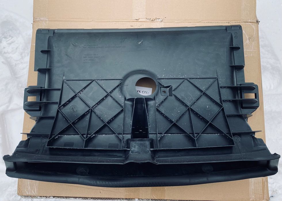 Усилитель сабля основной абсорбер бампера Tesla model Y 3