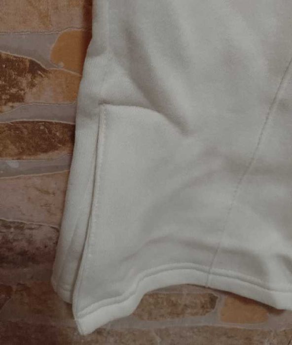 (L) Białe, firmowe spodnie dresowe z Londynu, joggersy/ NOWE