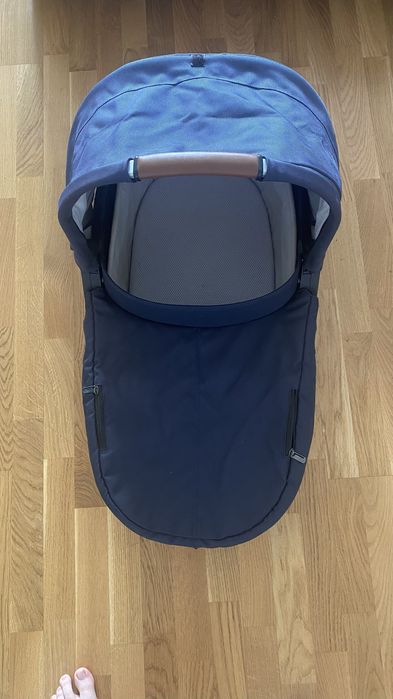 Продаються комплектуючі для коляски Mutsy iGO!