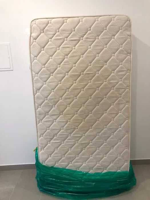 Colchão e estrado cama de criança