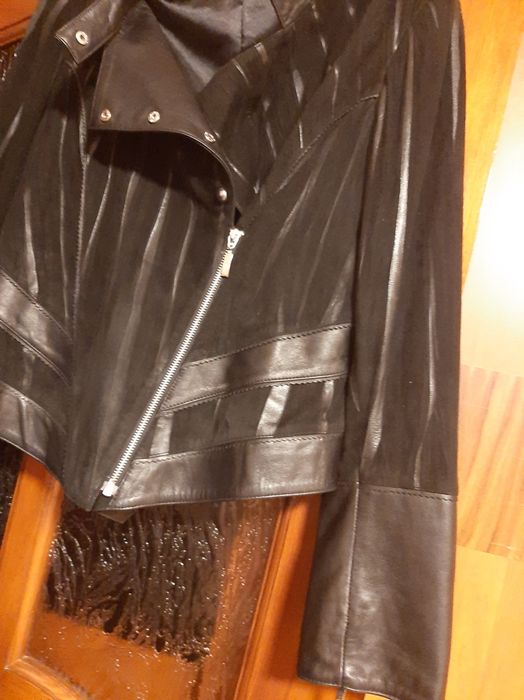 Куртка чорна, шкіра.жіноча