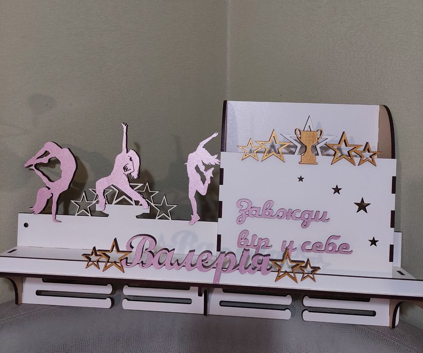 Медальниці полки  різні для  нагород