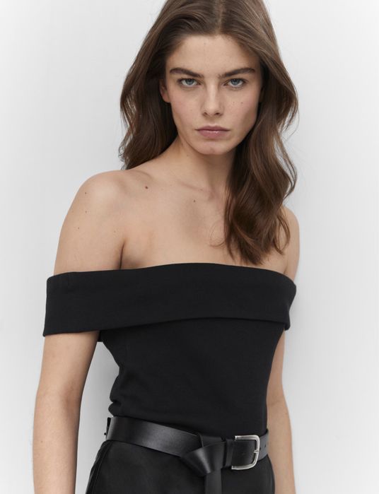 Nowy top z odkrytymi ramionami Mango L czarny