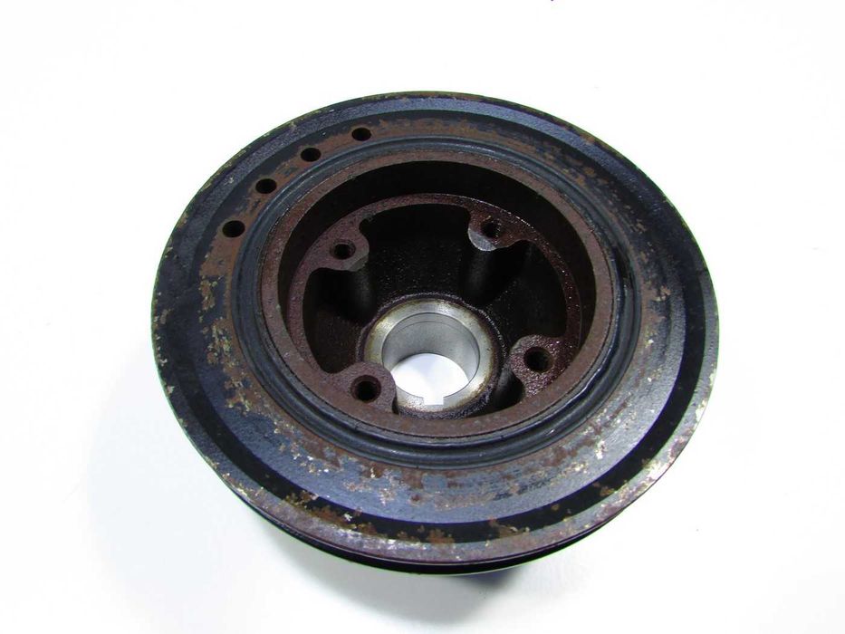 Koło pasowe wału mitsubishi canter fuso 3.0 td 4M42