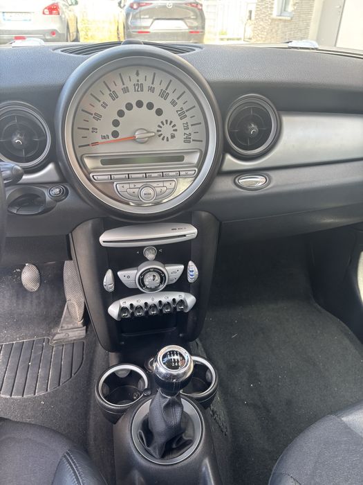 Mini Cooper 1.6 benzyna r56 2007
