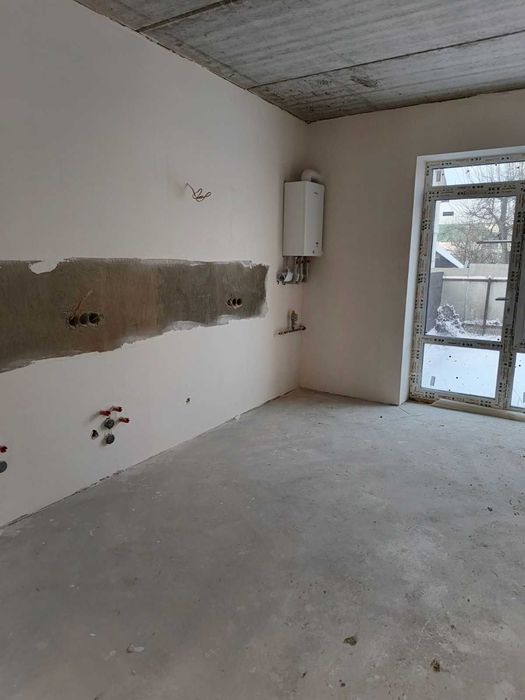 Продається таунхаус з терасою на Старому Місті 2154