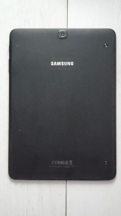 Tablet Samsung Galaxy Tab S2 9.7" wersja LTE sprawny z klawiaturą
