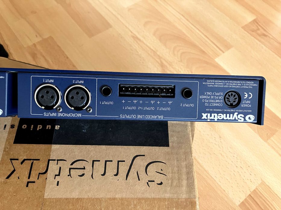 Symetrix 302 Dual Microphone Preamplifier / duas unidades