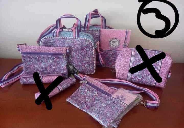 Malas e estojos  novos