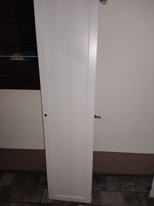 Szafa ubraniowa biała