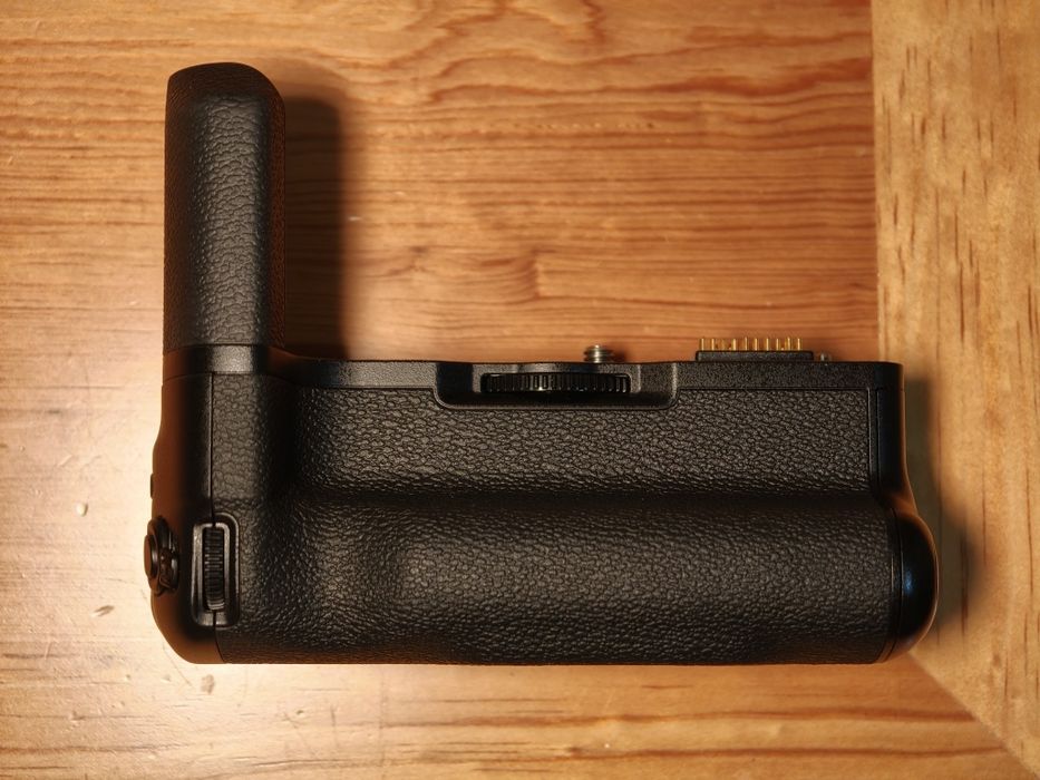 Fujifilm X-T4 (Com Grip, 5 baterias e cage)