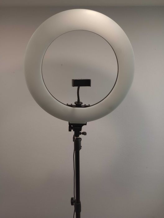 Lampa Pierścieniowa Nowa