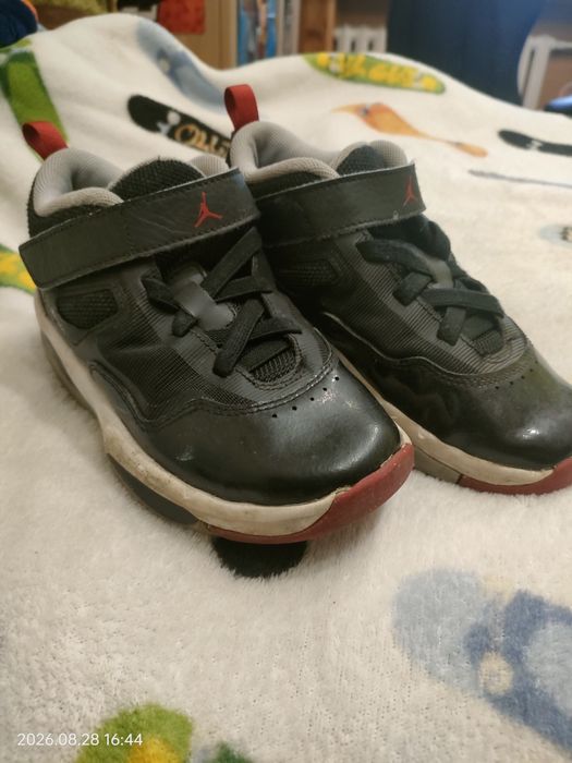 Nike Jordan r. 31,5