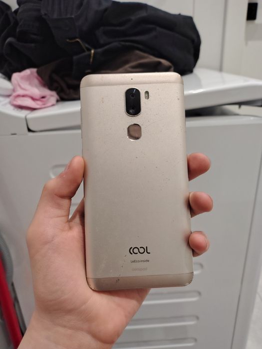 Telefon cool uszkodzony ekran dół  i góra