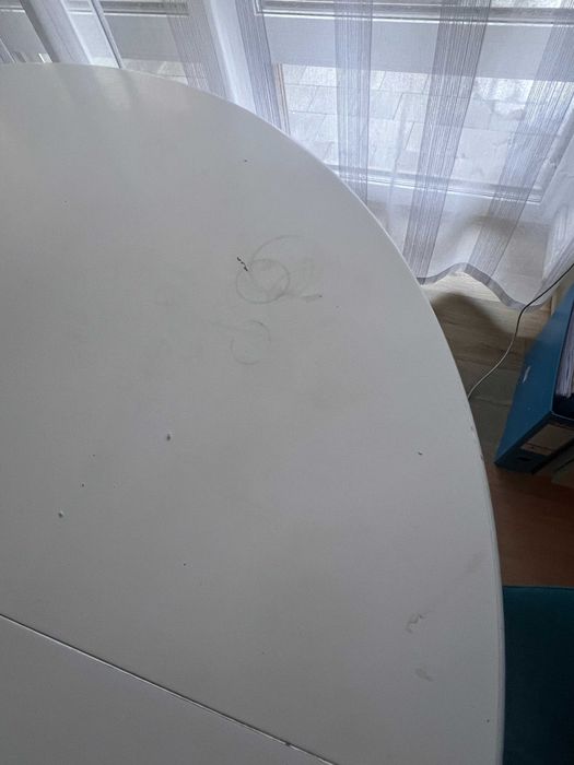 Stół okrągły biały
