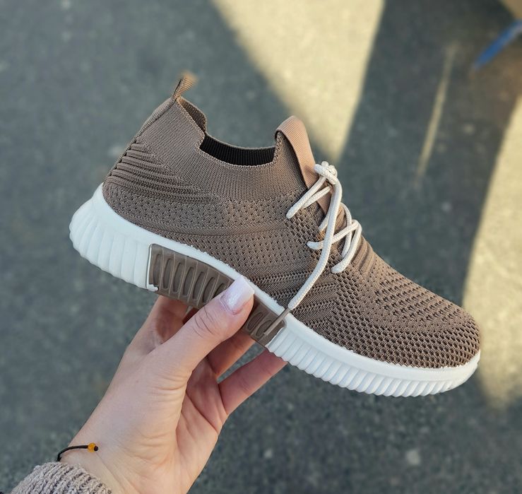Sneakersy siateczkowe