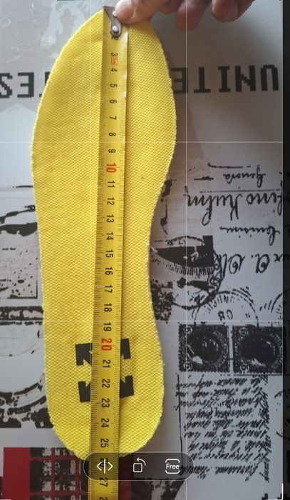 Продам кроссовки Off-White.