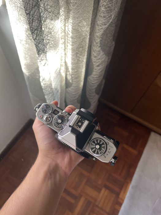 Nikon ZFC Como Nova