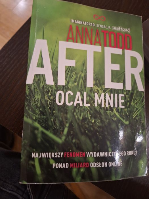 After, ocal mnie, Anna Todd
