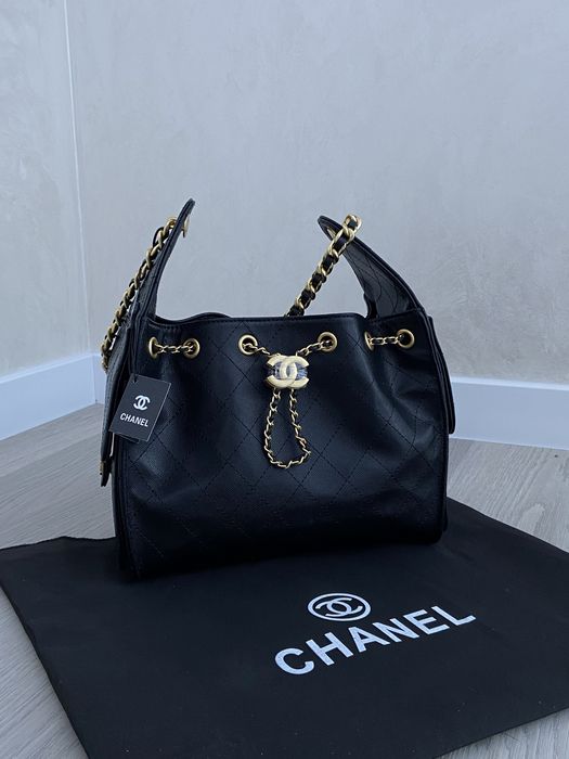 сумка Chanel Hobo