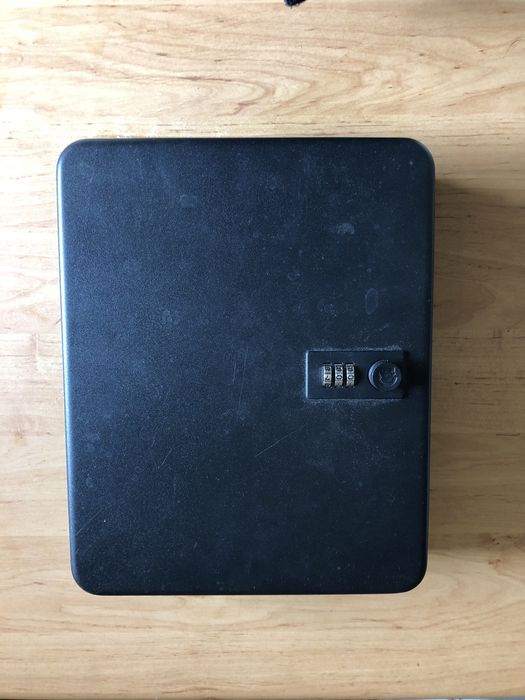 Бокс для ключей 36шт BuroMax