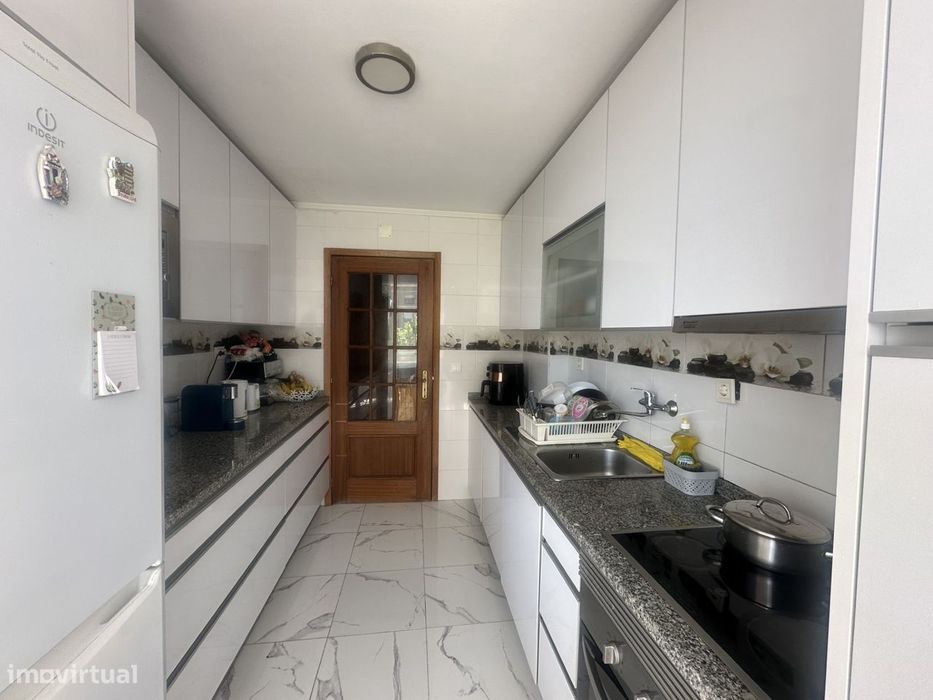 Apartamento T3 situado na zona de Canidelo AF — Canidelo, Porto