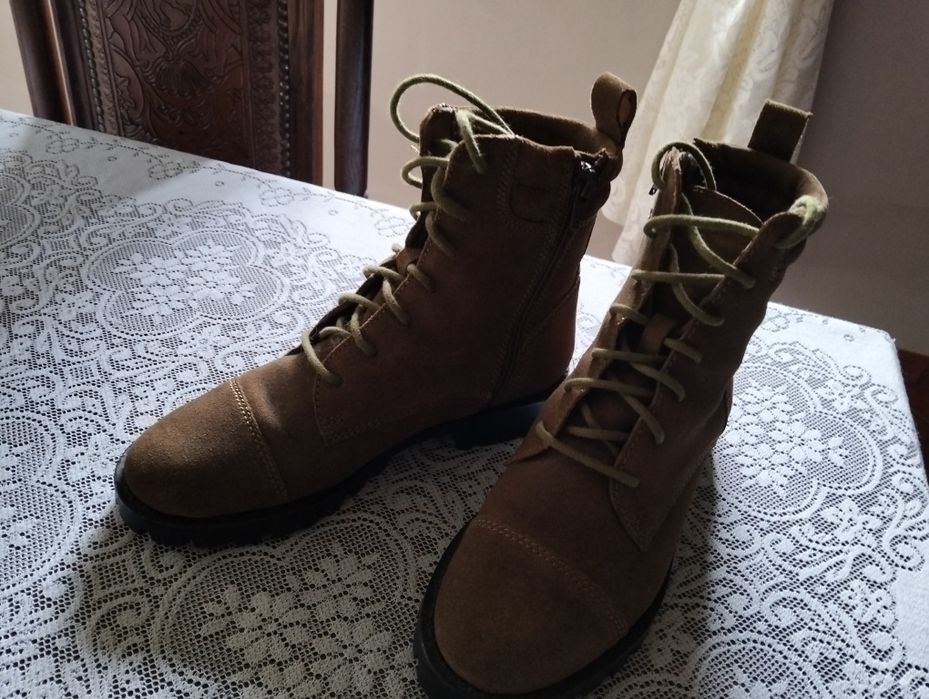 Botas senhora novas
