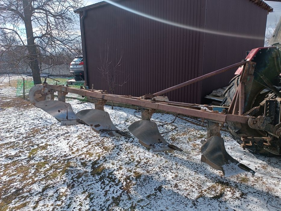 Продам плуг 4 35 бомет