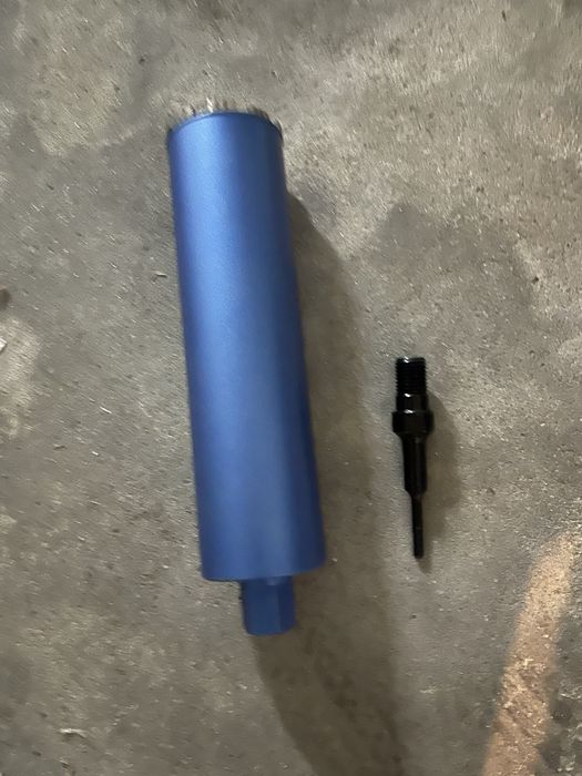 Broca de perfuração diamantada