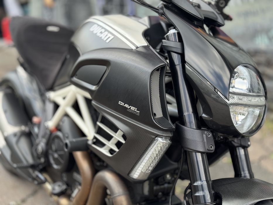 Мотоцикл Ducati Diavel AMG Special Edition 2012 року