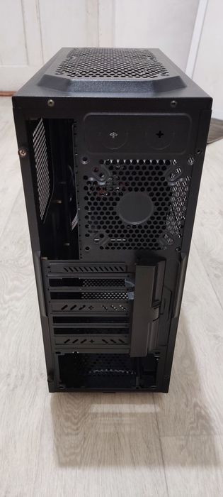 Корпус Aerocool Strike-X One Advance