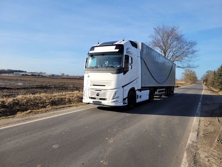 Volvo FH 5  Cesja leasingu VOLVO FH 500km