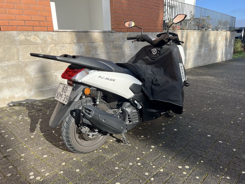 Yamaha Nmax 125 (poucos quilómetros)