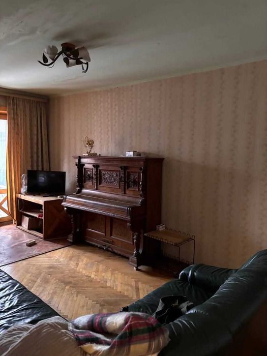 Без %. 3к.кв Без власник! Здаю кімнату дівчині. мПечерська 7 мин