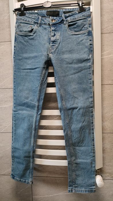 Dżinsy slim fit Reserved