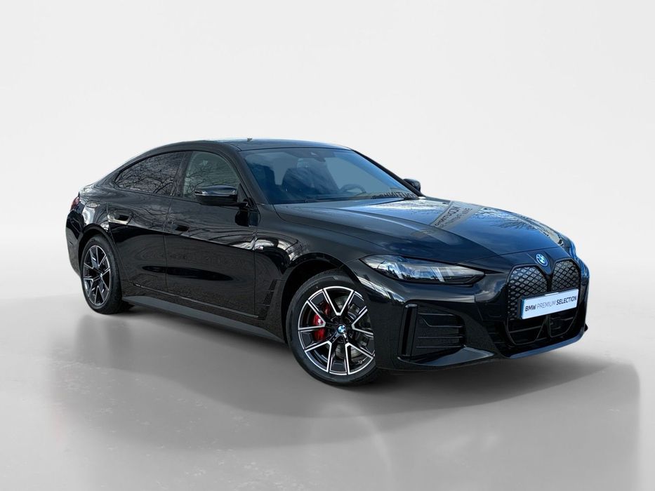 BMW i4 eDrive35