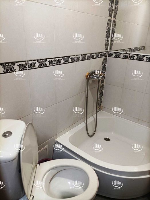 Продаж 3-кімнатної квартири в Центрі.