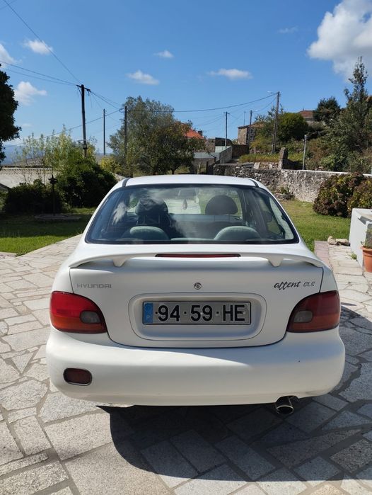 Hyundai Accent 1.3 1996 Gasolina — MANUTENÇÃO EM DIA foto 3