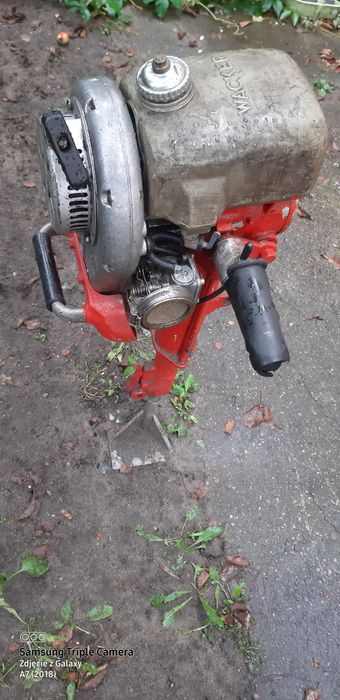 Młot spalinowy Wacker BHL 24