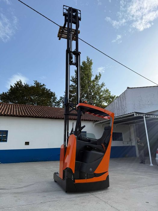 TOYOTA 48V IMPILHADOR STACKER 6750mm