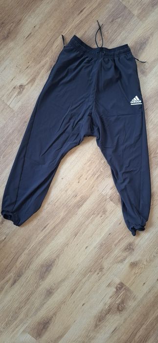 Spodnie sportowe  adidas s