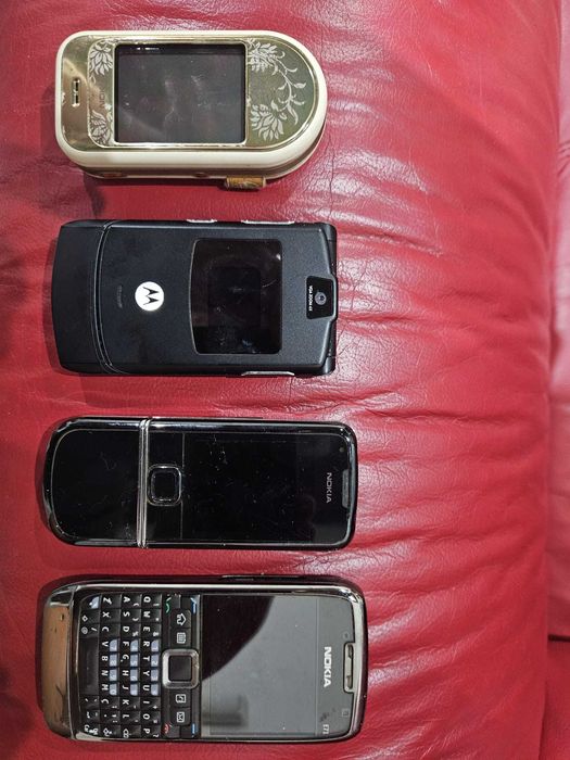 Lote Vintage – 4 Telemóveis Nokia & Motorola (todos a funcionar)