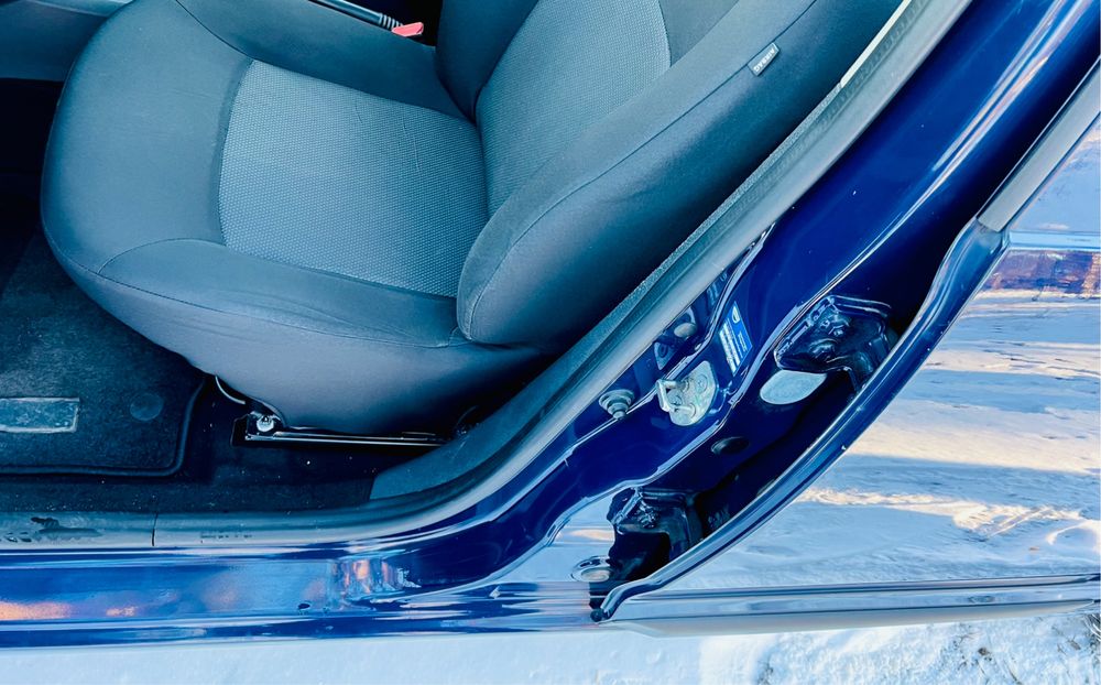 Dacia Logan MCV  MPI