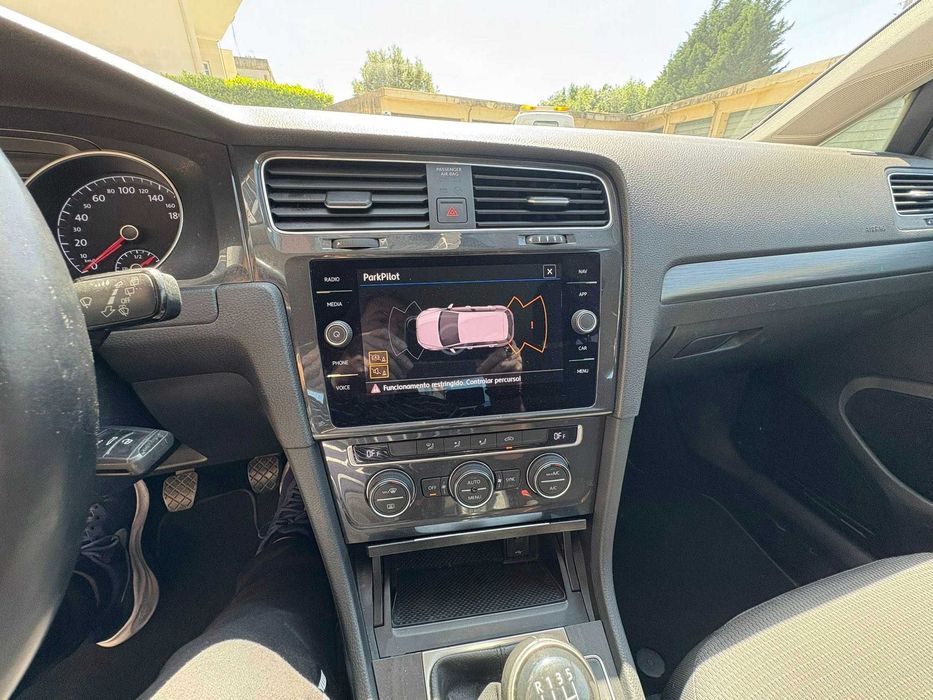 VW GOLF VII 1.0 TSI Confortline Gasolina